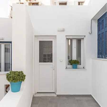 Optasia - Naxos Center Cozy House Apartment Naxos City